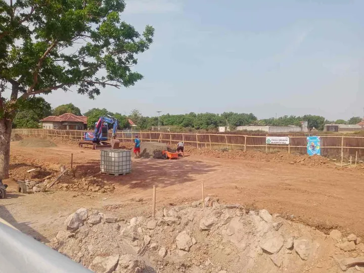 Pembangunan Proyek Penataan Ruang Publik di Desa Sukajati Menciptakan Lingkungan yang Indah